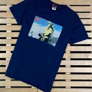 THE NORTH FACE EXPEDITION T-SHIRT NAVY SIZE MEDIUM